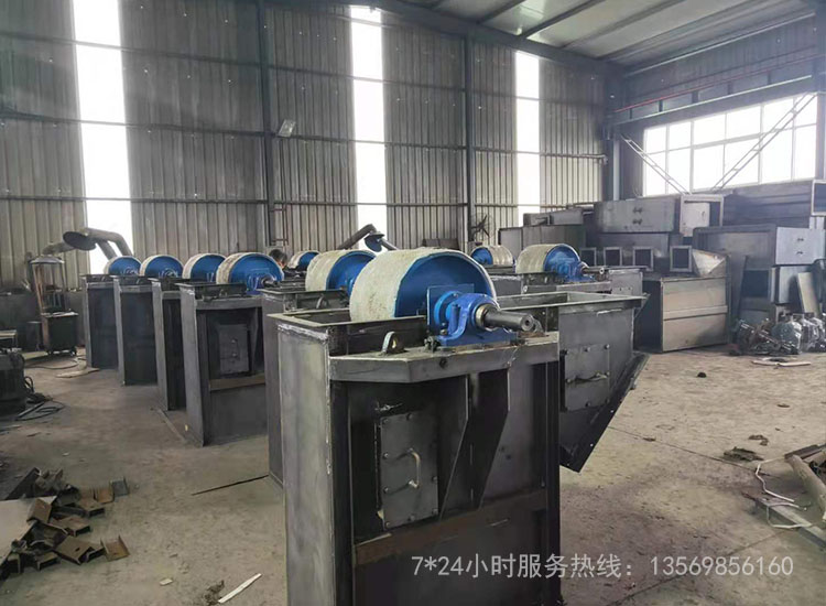 提升机在提升不同物料用那种形式的提升机的选择