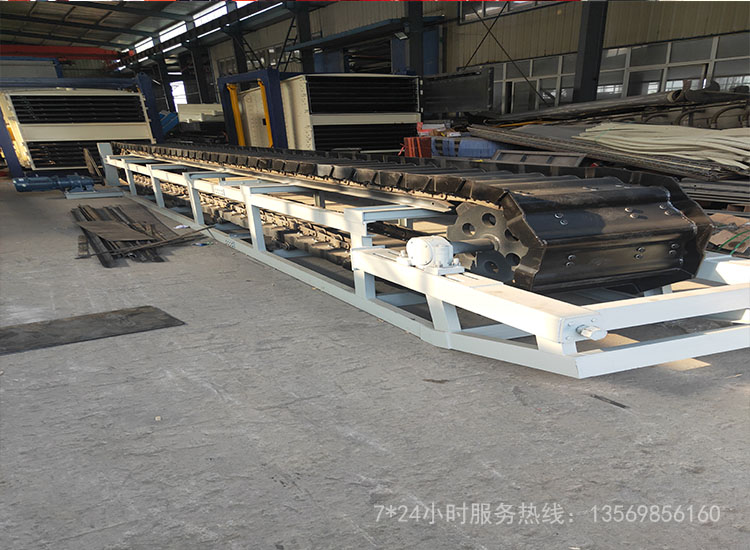 铸造厂运送高温铸件选鳞板输送机的用处